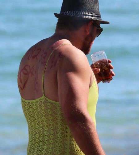 Ein Urlaub auf Mallorca kann auch im Rahmen eines Junggesellenabschieds stattfinden - Oft heiraten Paare am Strand von Mallorca, die Party am Vorabend findet häufig am Ballermann statt!