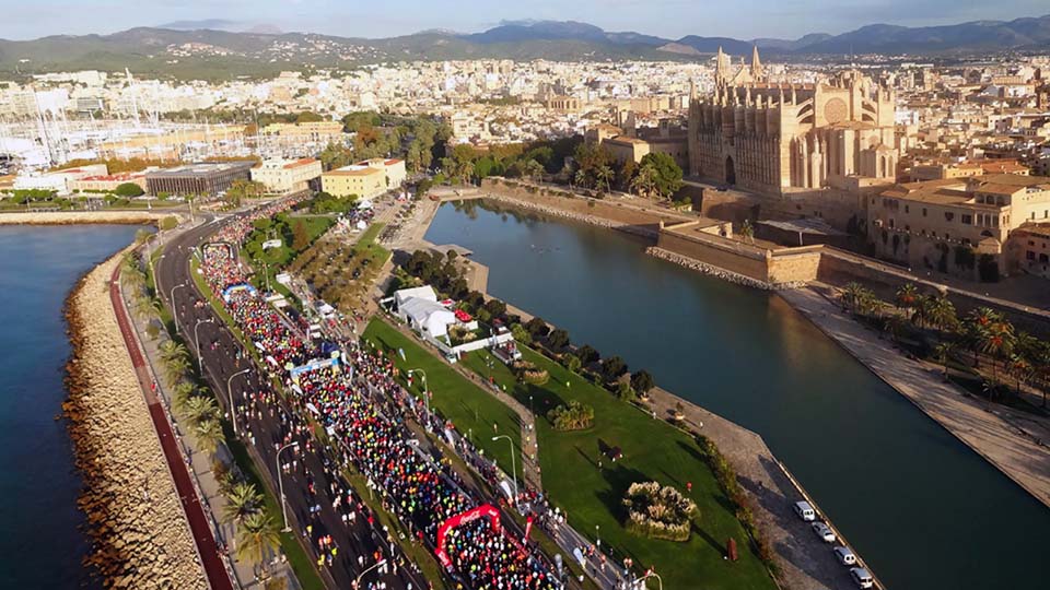 Image Source: palmademallorcamarathon.com