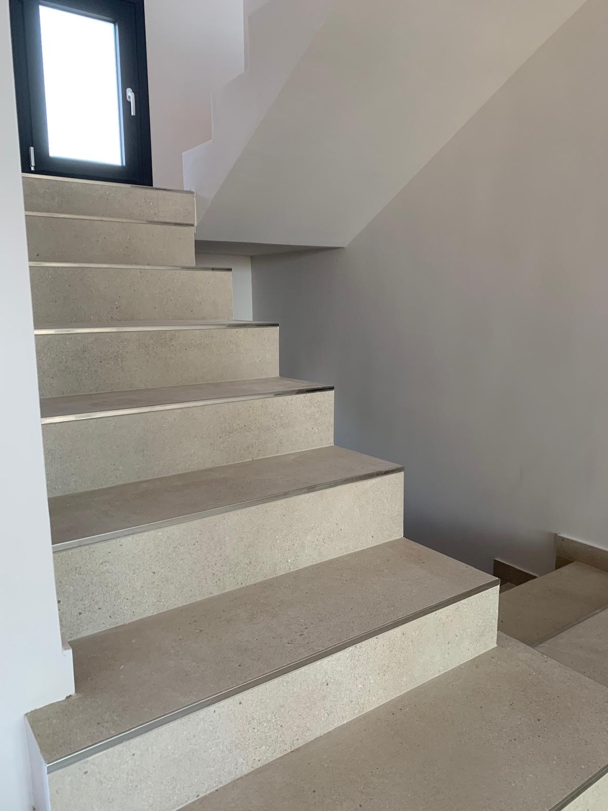 North Build Co. Fliesenleger Mallorca  3