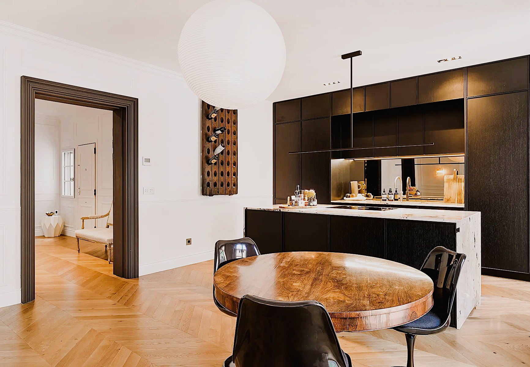Bright and newly renovated old town flat for sale in Palma, high-quality fitting 3