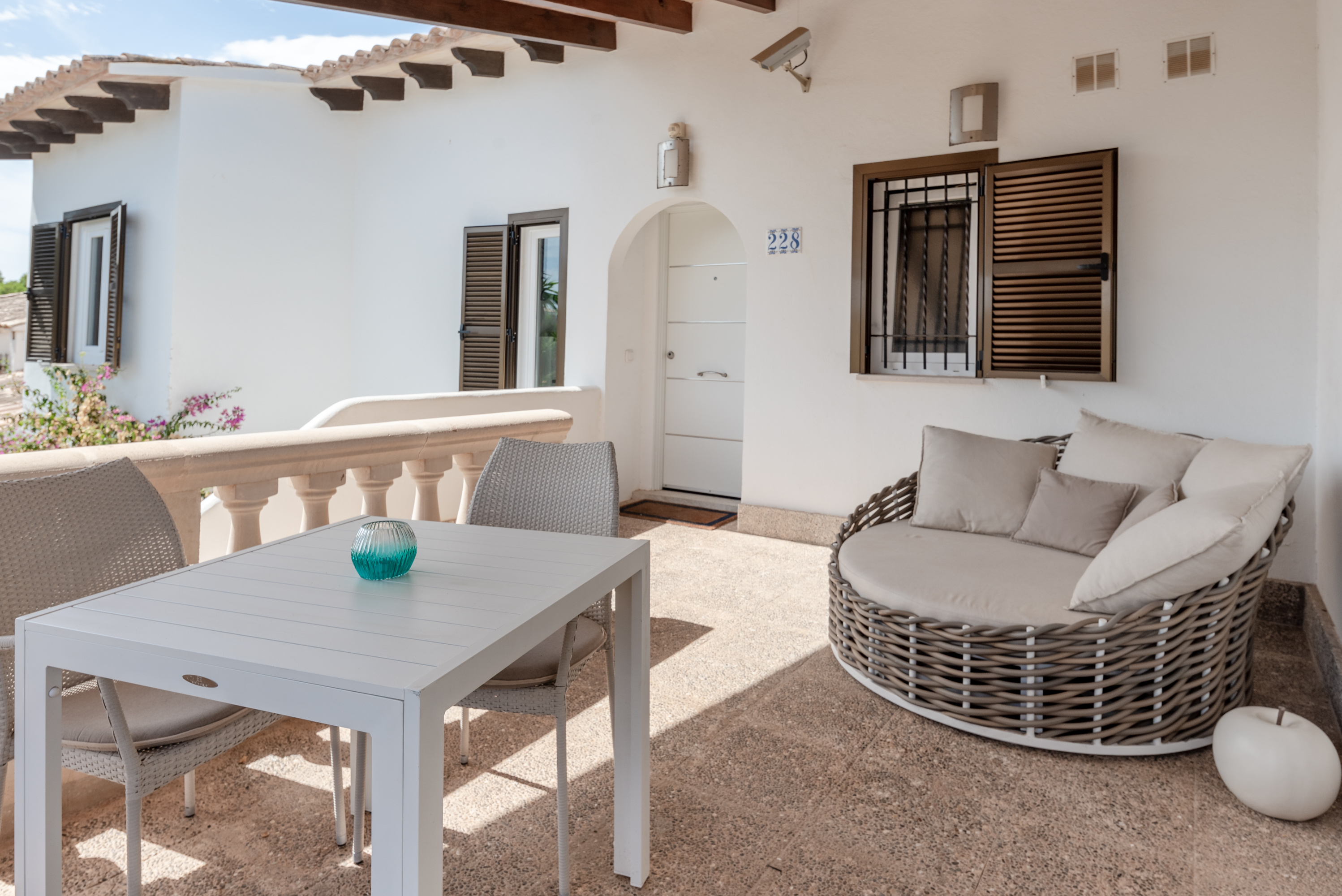 Wunderschöne Finca mit 3 Apartments und Vermietungslizenz an der Cala Anguila  11